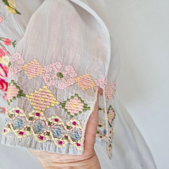 Johnny Was Floral Embroidered Semi Sheer Chiffon Tunic Blouse 3/4 Sleeve - Picture 4 of 14